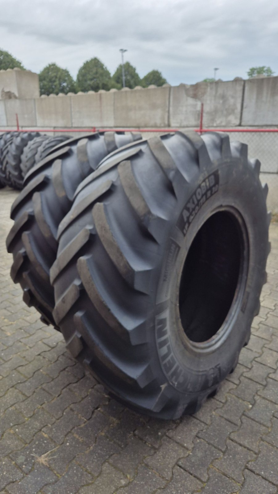 Reifen του τύπου Sonstige MICHELIN AXIOBIB IF620/75R30 met 25mm, Gebrauchtmaschine σε Schoonebeek (Φωτογραφία 3)