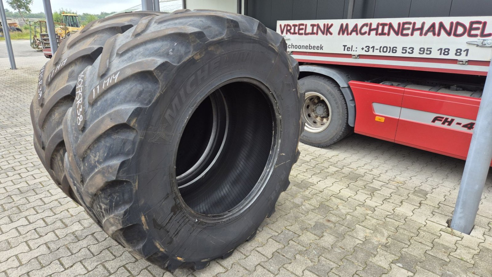 Reifen a típus Sonstige MICHELIN MACHXBIB 650/75R38 11mm, Gebrauchtmaschine ekkor: Schoonebeek (Kép 1)