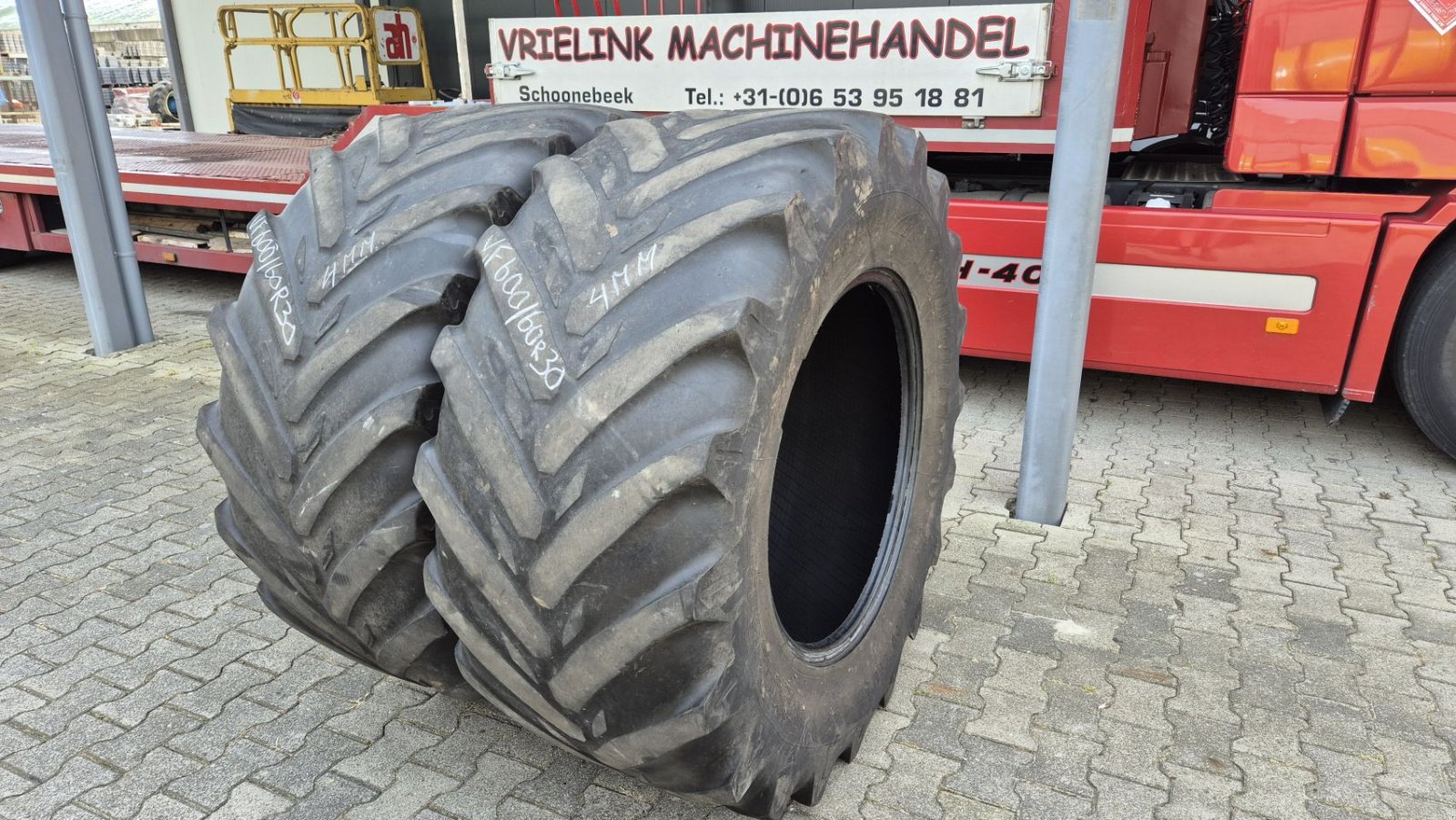 Reifen typu Sonstige MICHELIN XEOBIB VF600/60R30 met 4mm, Gebrauchtmaschine w Schoonebeek (Zdjęcie 1)