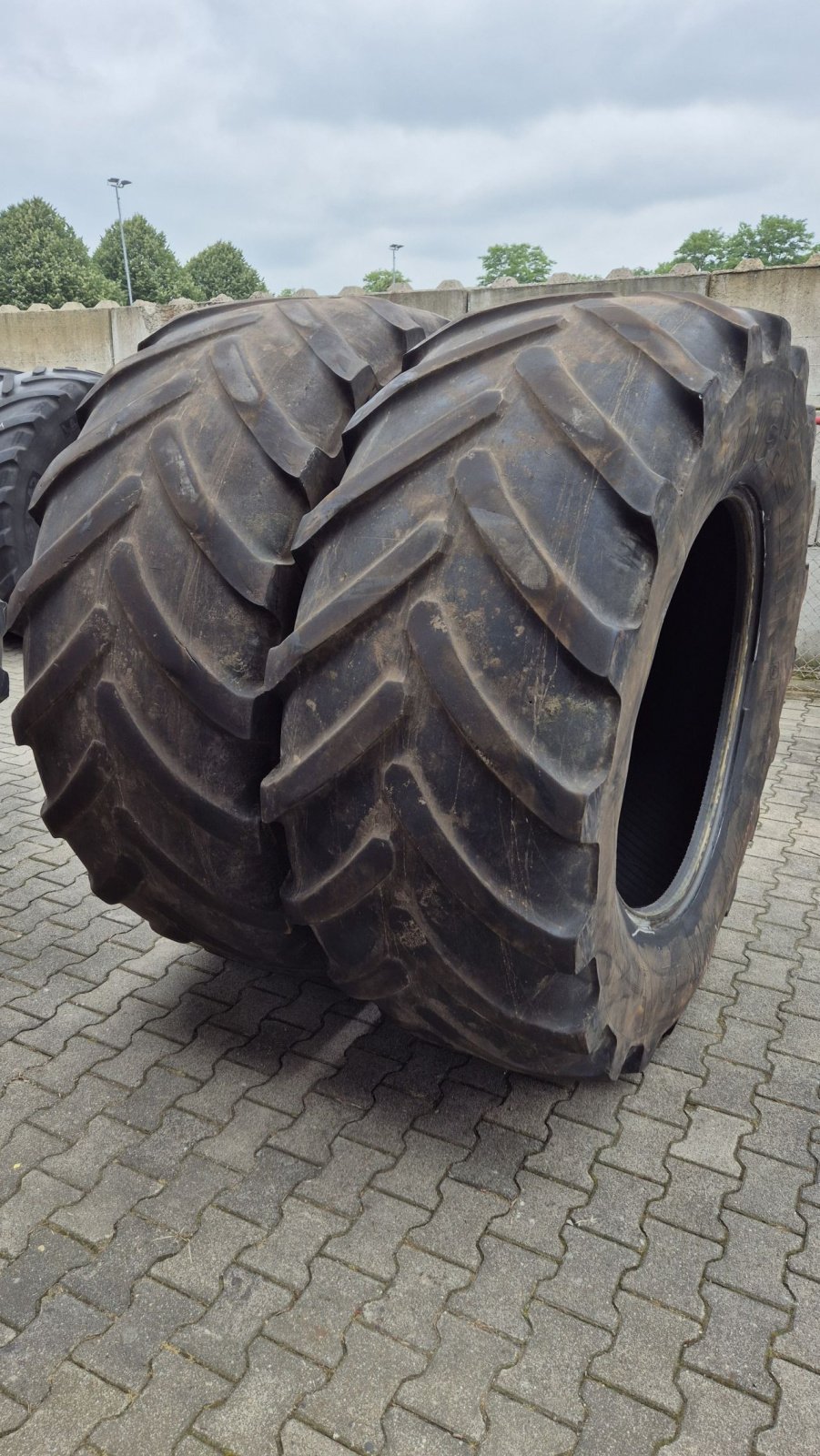 Reifen del tipo Sonstige MICHELIN XM28, Gebrauchtmaschine en Schoonebeek (Imagen 2)