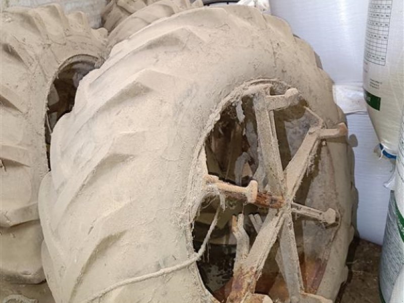 Reifen van het type Sonstige Tvillingehjul 16,9 /14-34 & 480/70- R38, Gebrauchtmaschine in Egtved (Foto 1)