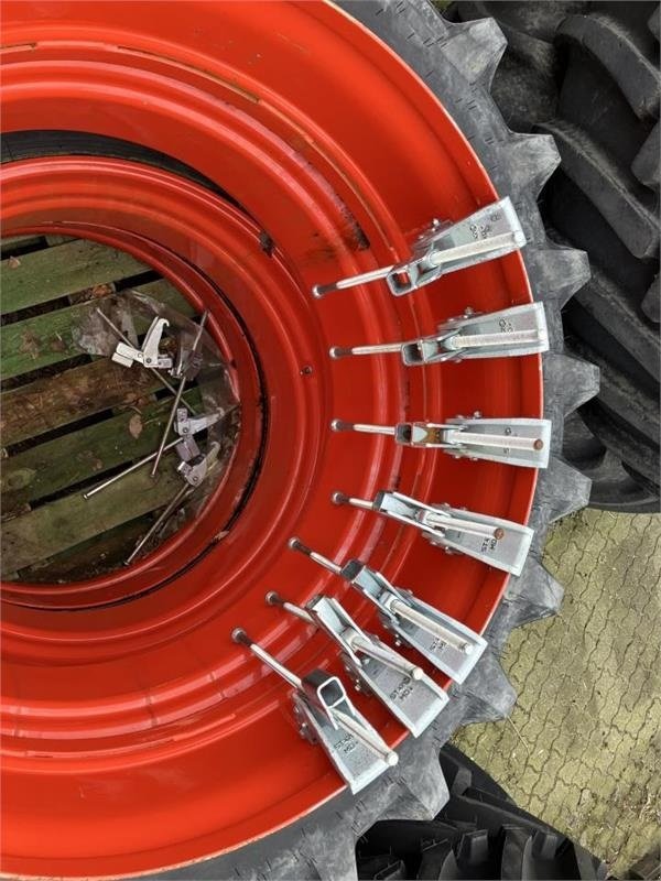 Reifen des Typs Starmaxx 520/85R42, Gebrauchtmaschine in Hinnerup (Bild 2)