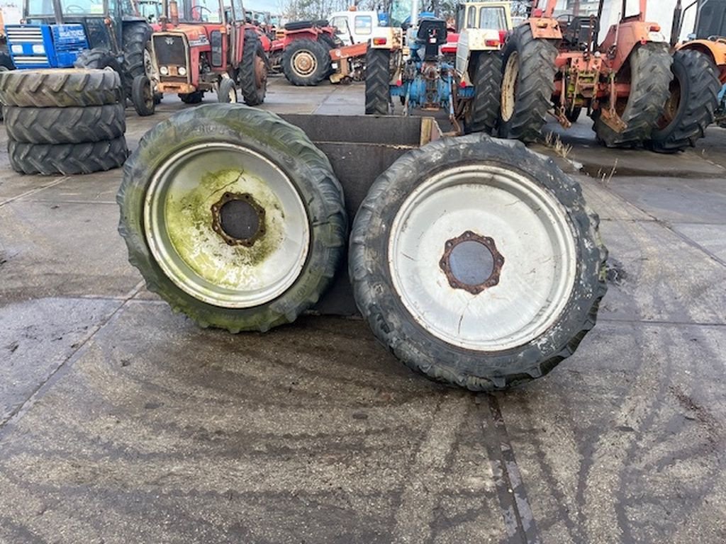 Reifen от тип Taurus 230/95 R32, Gebrauchtmaschine в Callantsoog (Снимка 7)