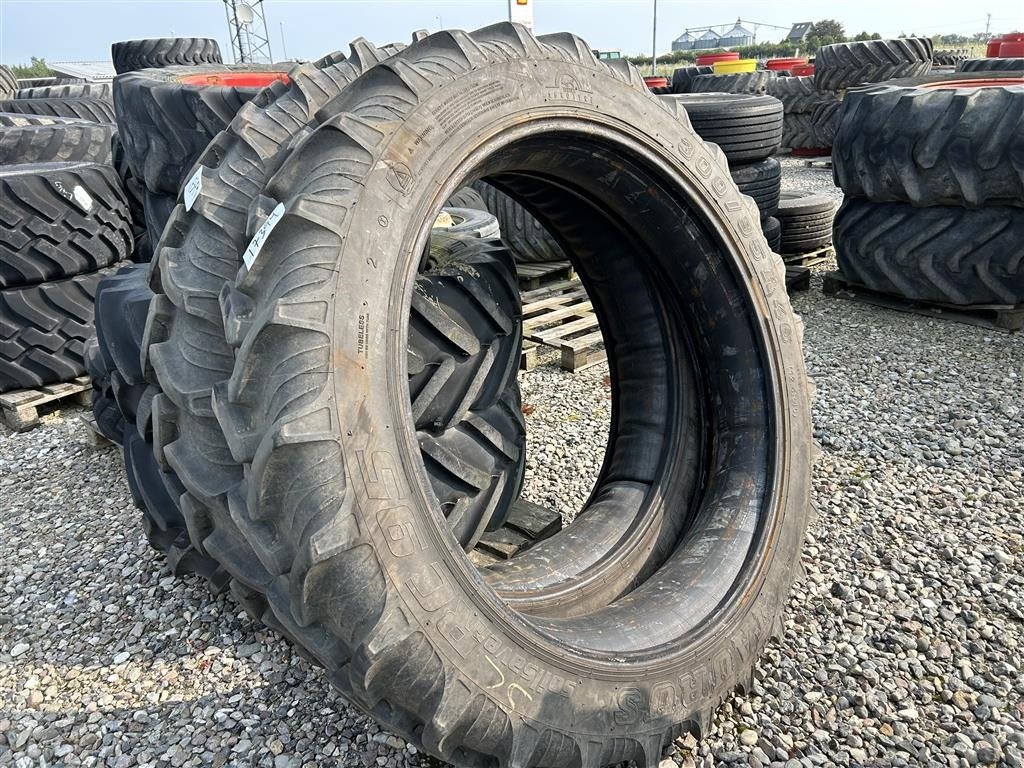 Reifen tipa Taurus 300/95R46, Gebrauchtmaschine u Rødekro (Slika 2)