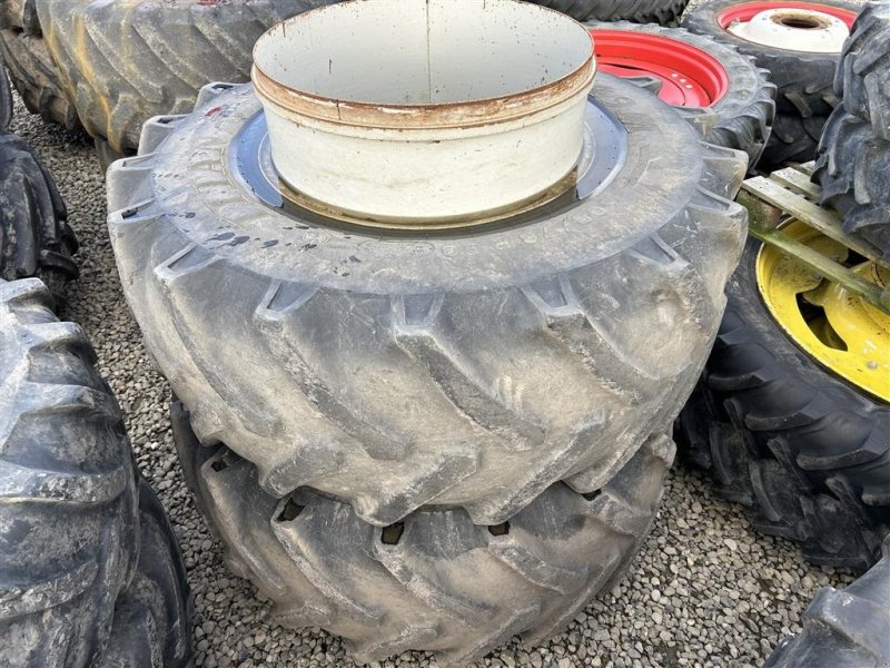 Reifen des Typs Titan 600/70R30-30, Gebrauchtmaschine in Rødekro (Bild 1)