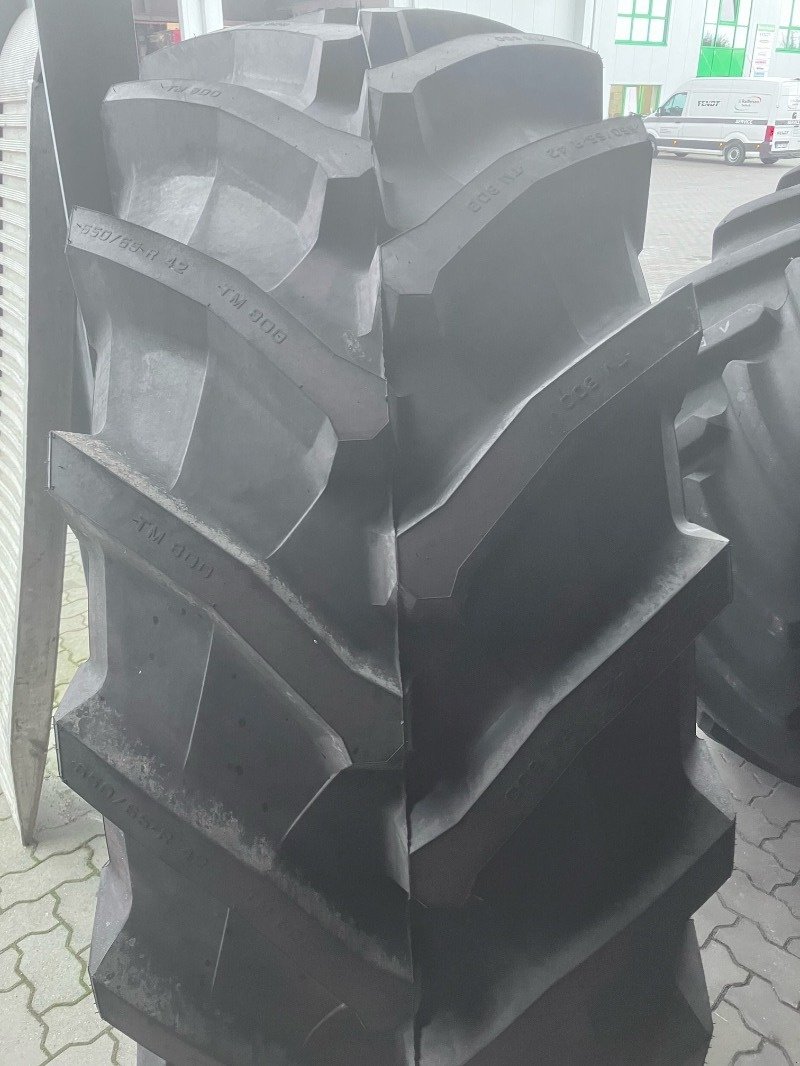 Reifen типа Trelleborg 1 Reifen 650/65 R42TL 158D TM800, Gebrauchtmaschine в Lohe-Rickelshof (Фотография 1)