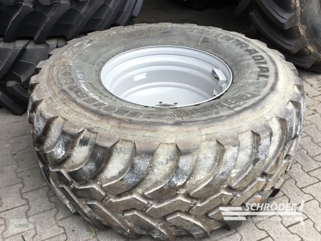 Reifen des Typs Trelleborg 1X 650/65 R30.5, Gebrauchtmaschine in Wildeshausen (Bild 1)