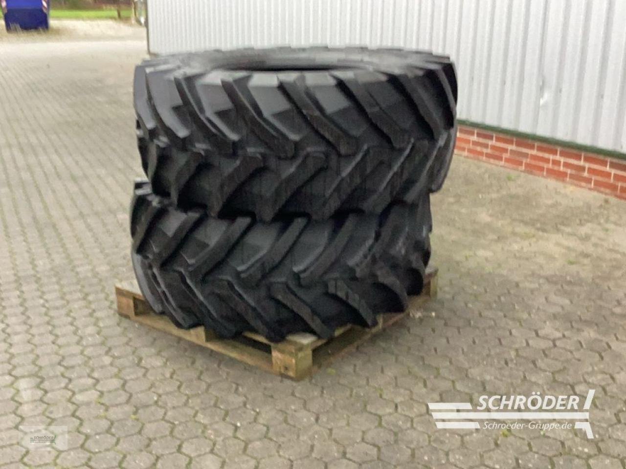 Reifen des Typs Trelleborg 2 X 600/65 R28, Gebrauchtmaschine in Norden (Bild 5)