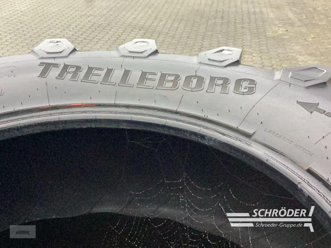 Reifen des Typs Trelleborg 2 X 600/65 R28, Gebrauchtmaschine in Norden (Bild 7)