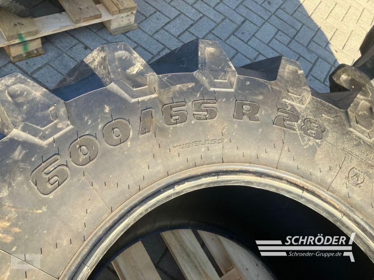 Reifen του τύπου Trelleborg 2X 600/65 R 28 + 2X 710/70 R 38, Gebrauchtmaschine σε Wildeshausen (Φωτογραφία 5)