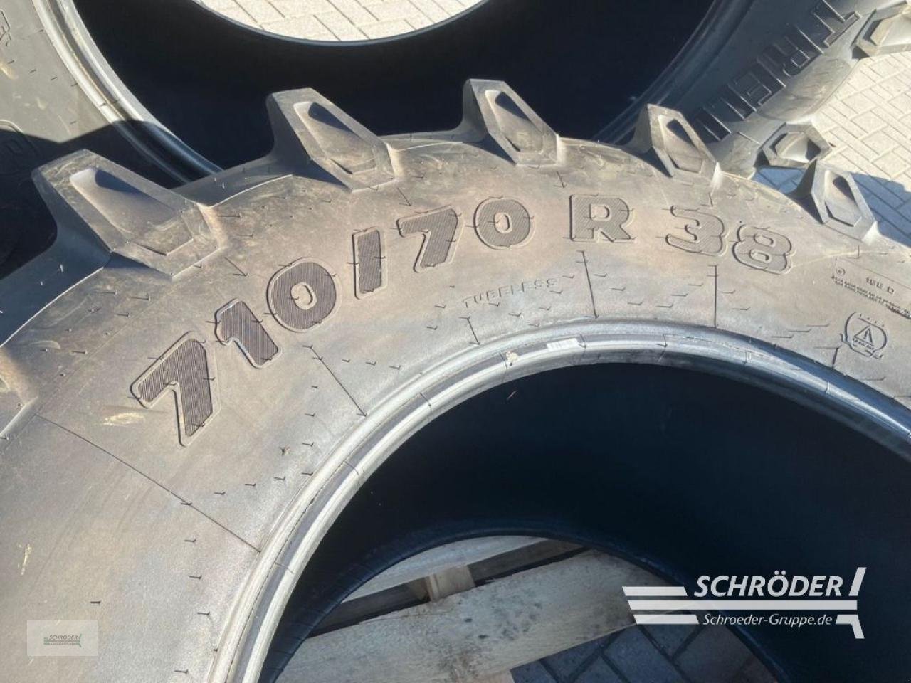 Reifen του τύπου Trelleborg 2X 600/65 R 28 + 2X 710/70 R 38, Gebrauchtmaschine σε Wildeshausen (Φωτογραφία 7)