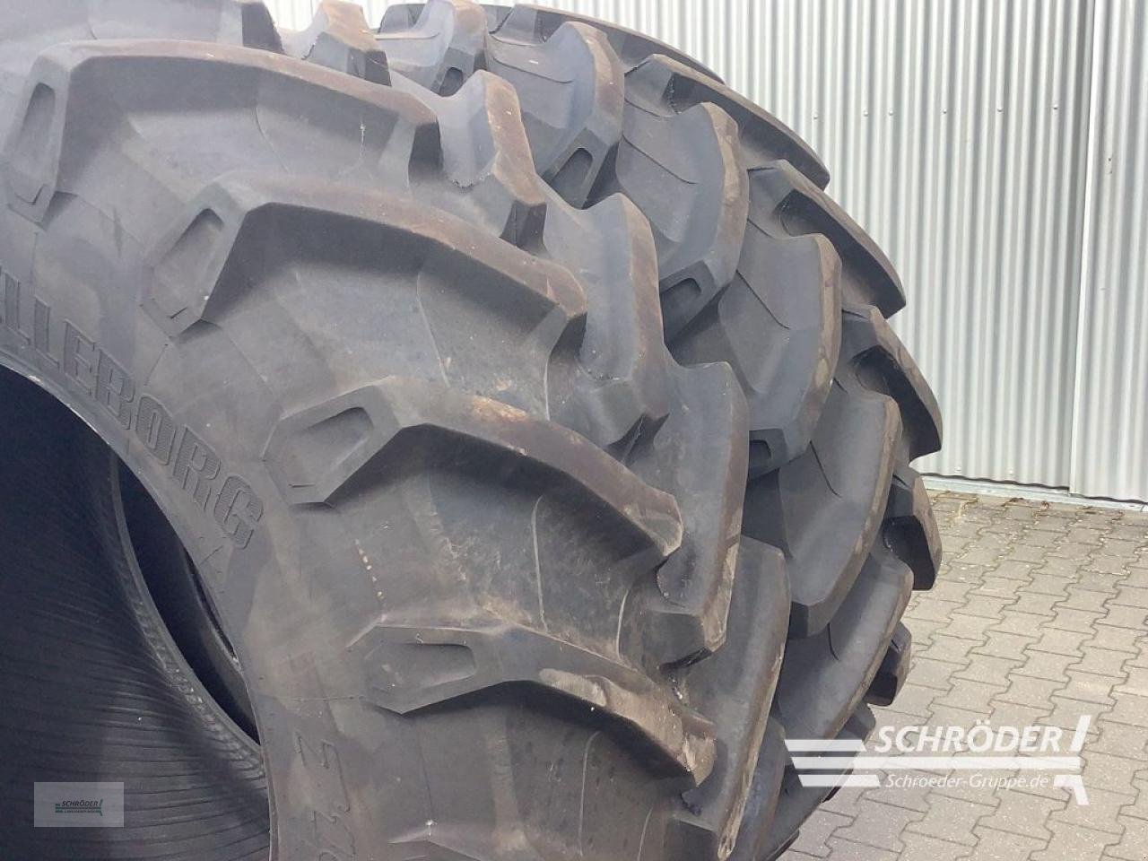 Reifen des Typs Trelleborg 2X 710/70 R 38, Gebrauchtmaschine in Schwarmstedt (Bild 3)