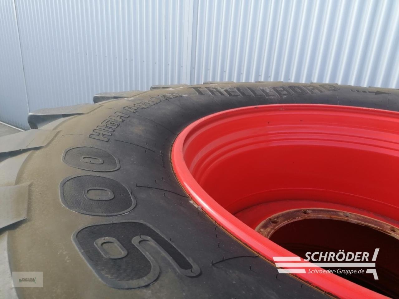 Reifen типа Trelleborg 2X 900/60 R42, Gebrauchtmaschine в Norden (Фотография 2)