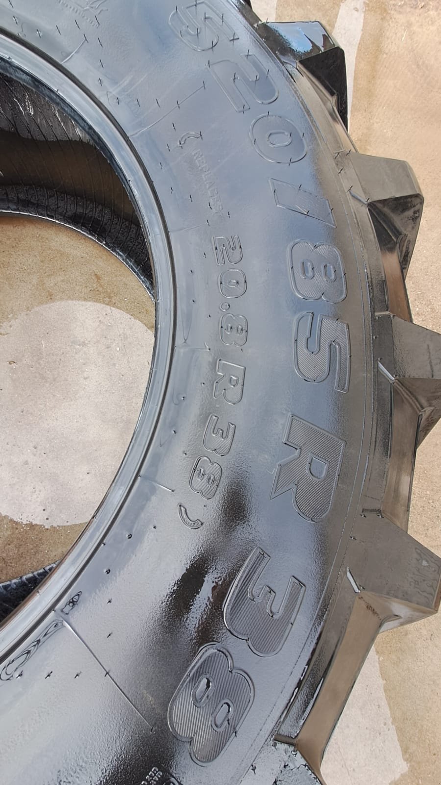 Reifen typu Trelleborg 520/85 R38, Neumaschine w Bad Wörishofen (Zdjęcie 3)