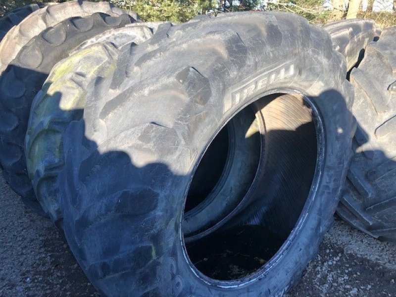 Reifen типа Trelleborg 650/65 R42, Gebrauchtmaschine в Gjerlev J. (Фотография 1)