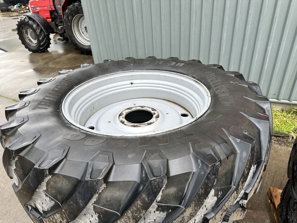 Reifen типа Trelleborg 650/65R38 + 540/65R28 TM 800, Gebrauchtmaschine в MARIENHEEM (Фотография 5)