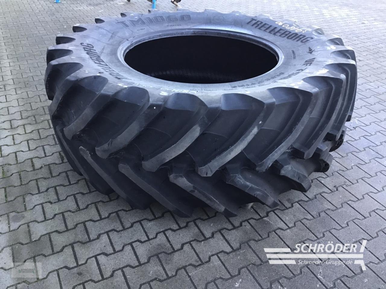 Reifen des Typs Trelleborg 750/70 R 44 VF, Gebrauchtmaschine in Wildeshausen (Bild 5)