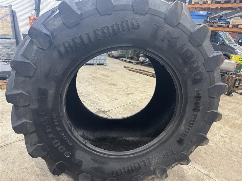 Reifen des Typs Trelleborg 900/60R42, Gebrauchtmaschine in Haderup (Bild 1)