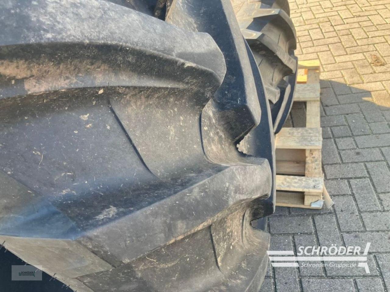 Reifen от тип Trelleborg DECKEN 2X  540/65 R28 UND 2X 650/65 R38, Gebrauchtmaschine в Twistringen (Снимка 7)