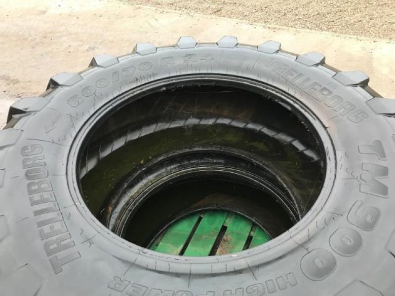 Reifen of the type Trelleborg TM 900 600/70 X 34, Gebrauchtmaschine in Tim (Picture 2)