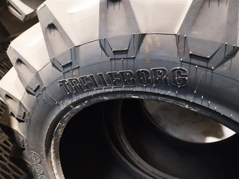 Reifen des Typs Trelleborg TM800 440/65R28, Gebrauchtmaschine in Danmark (Bild 1)