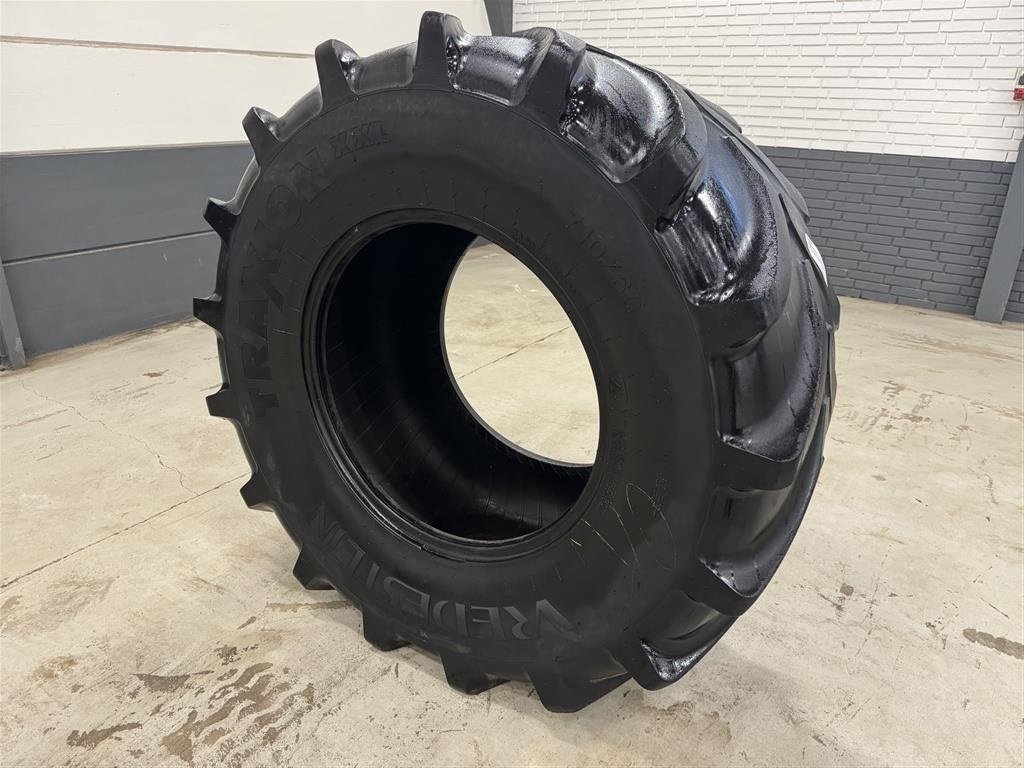 Reifen tipa Vredestein 710/60R30, Gebrauchtmaschine u Haderup (Slika 1)