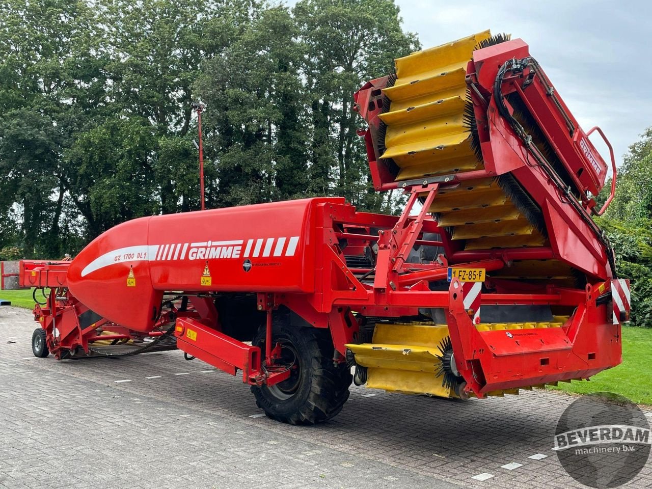 Roder des Typs Grimme GZ 1700 DL1 uienrooier, Gebrauchtmaschine in Vriezenveen (Bild 3)