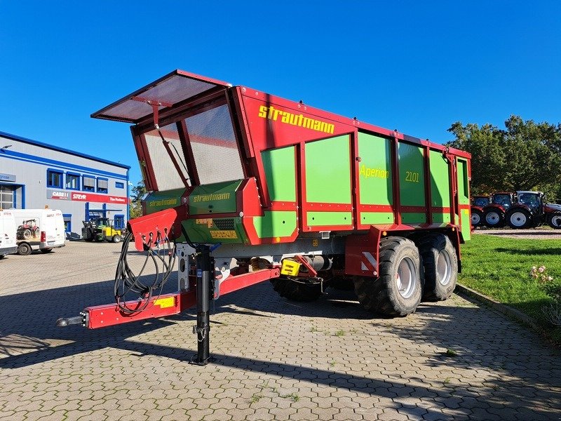 Rollbandwagen del tipo Strautmann Aperion 2101, Neumaschine en Gülzow-Prüzen OT Mühlengeez (Imagen 1)