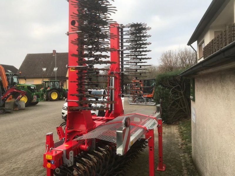 Rollhacke van het type Pöttinger Rotocare V 6600, Neumaschine in Achern (Foto 3)