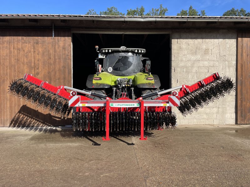 Rollhacke van het type Pöttinger Rotocare V 6600, Gebrauchtmaschine in Lonnerstadt (Foto 1)