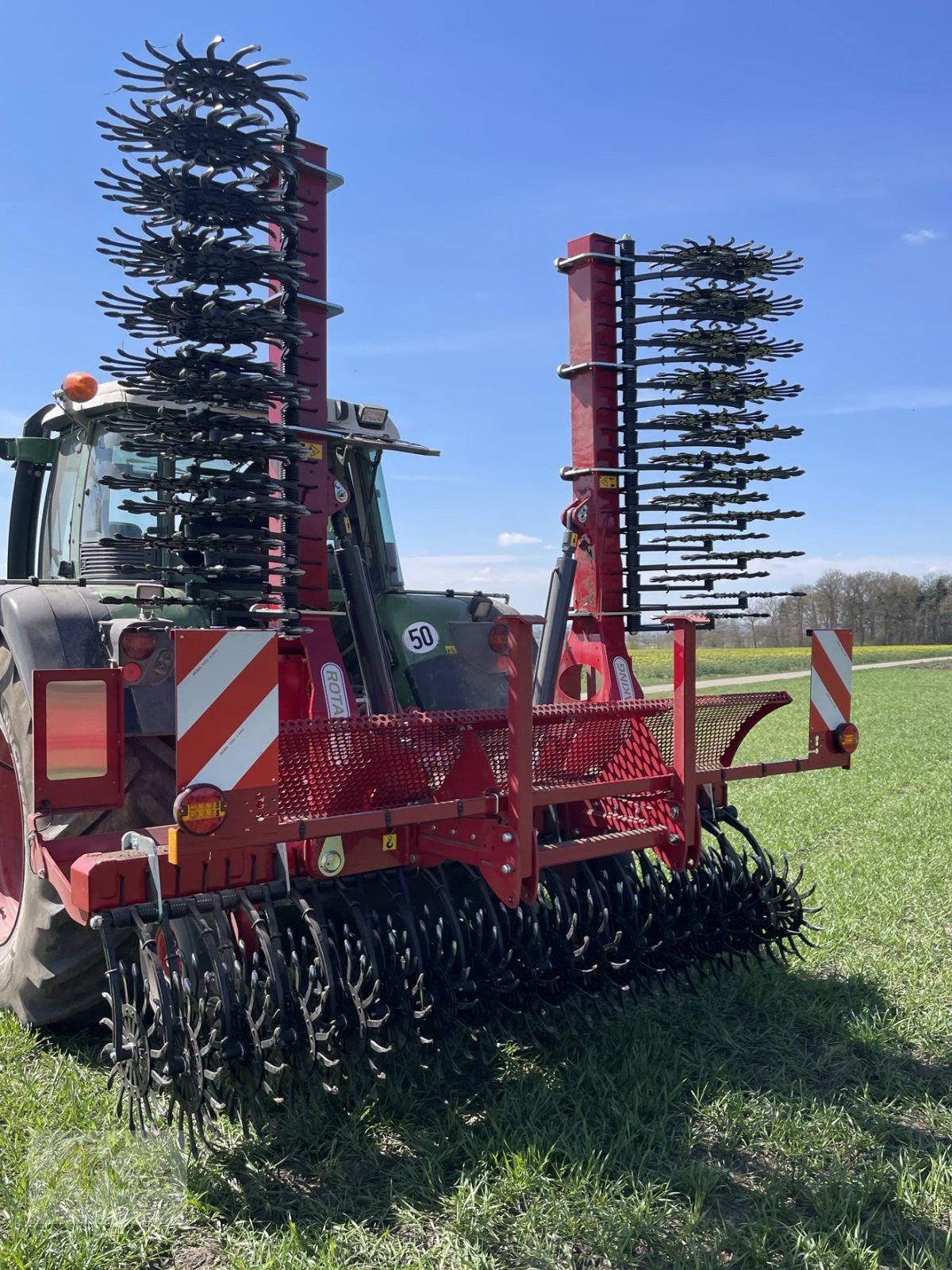 Rollhacke του τύπου Suire Suire Rotaking Rollhacke Rotorstriegel 3m - 12,4m, Neumaschine σε Königsberg (Φωτογραφία 7)