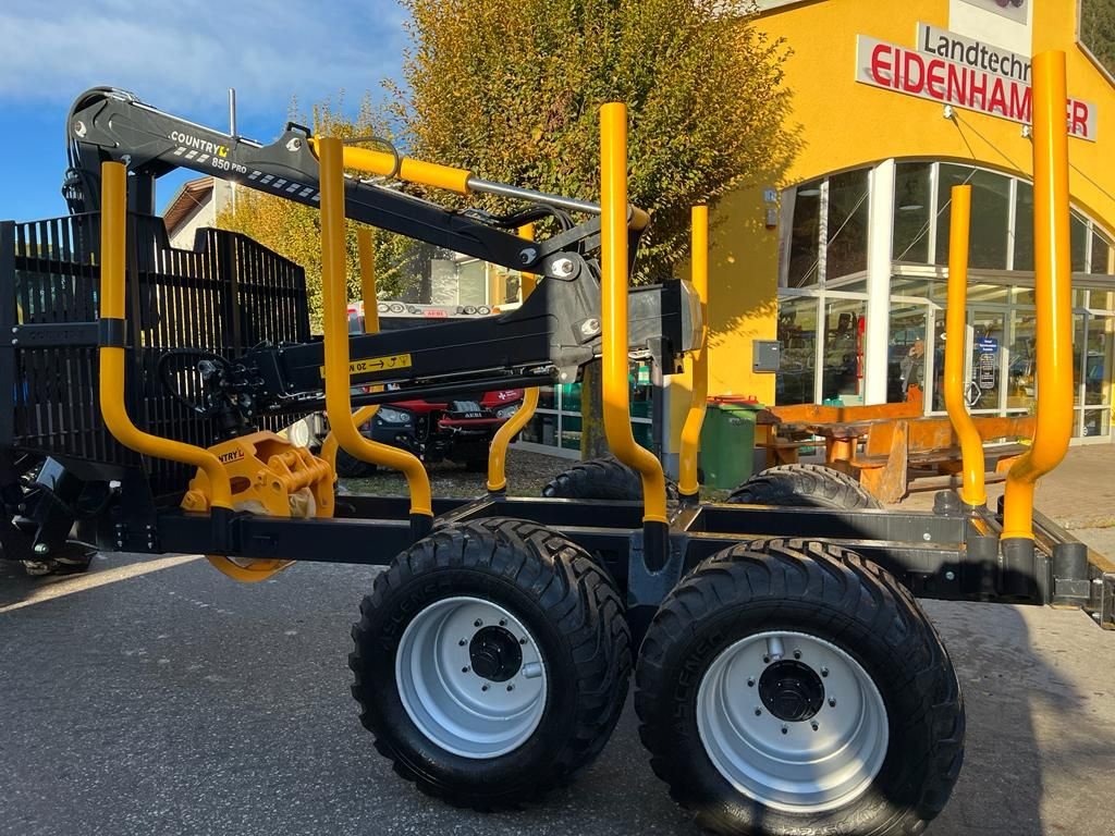 Rückewagen & Rückeanhänger типа Country 130D Rückewagen mit Kran 850 PRO, Neumaschine в Burgkirchen (Фотография 3)