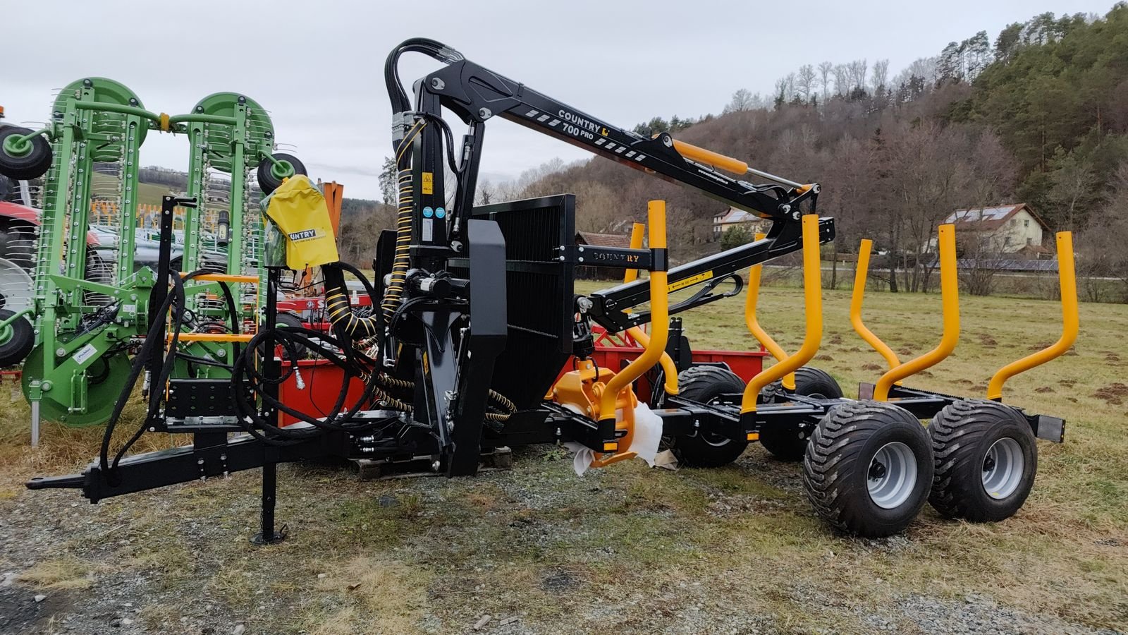 Rückewagen & Rückeanhänger du type Country T90S + Kran 700 pro, Gebrauchtmaschine en Kirchschlag (Photo 1)