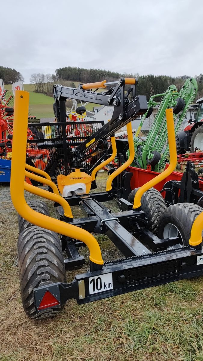 Rückewagen & Rückeanhänger du type Country T90S + Kran 700 pro, Gebrauchtmaschine en Kirchschlag (Photo 3)