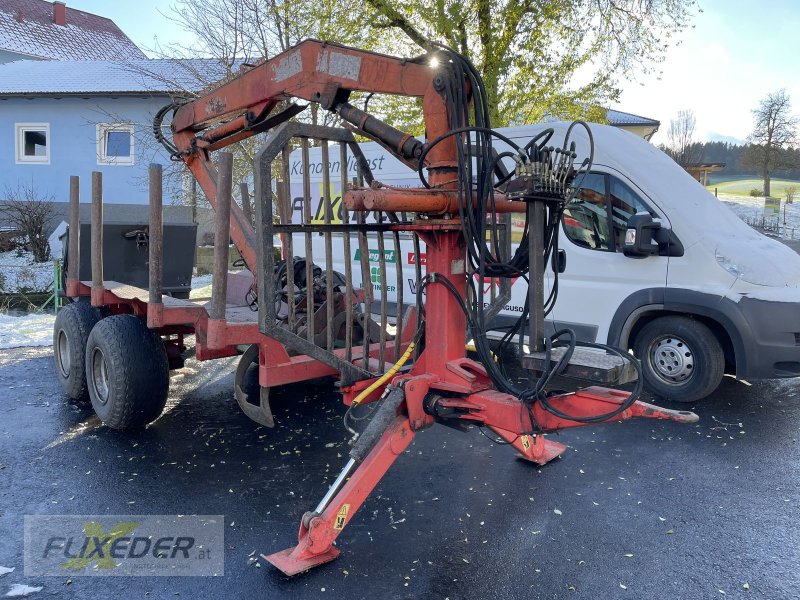 Rückewagen & Rückeanhänger del tipo Farma 8T mit Berger Kran 6,3m, Gebrauchtmaschine en Pattigham (Imagen 1)