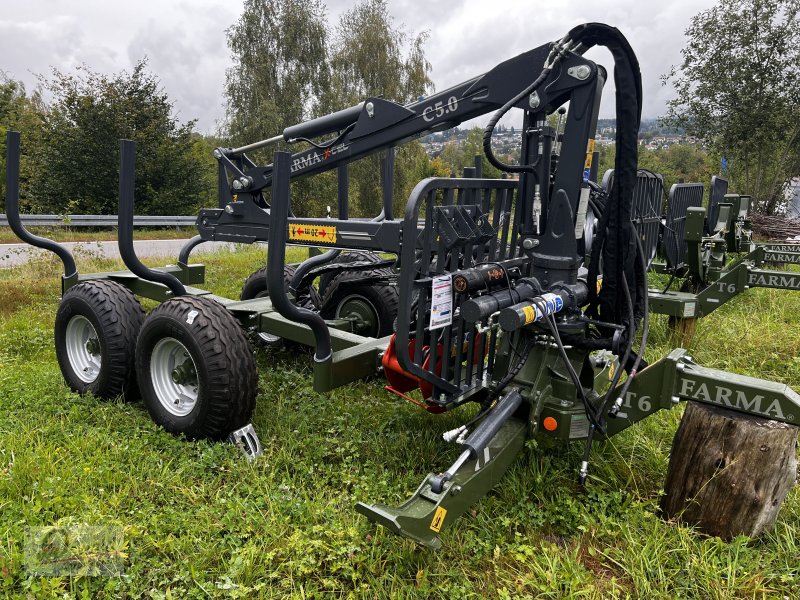 Rückewagen & Rückeanhänger des Typs Farma CT 5,0-6 AKTION, Neumaschine in Regen (Bild 1)