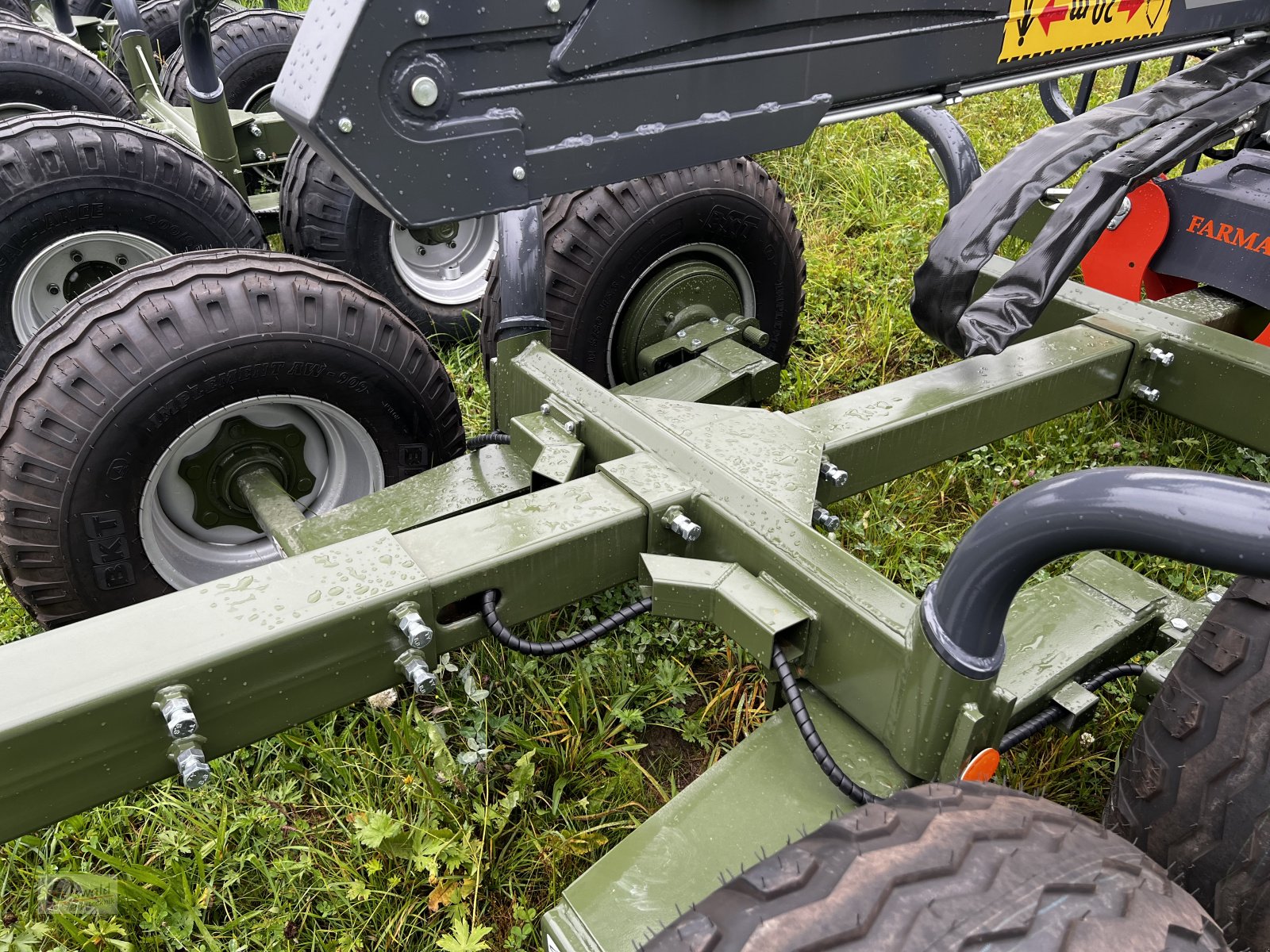 Rückewagen & Rückeanhänger van het type Farma CT 5,0-6 AKTION, Neumaschine in Regen (Foto 3)