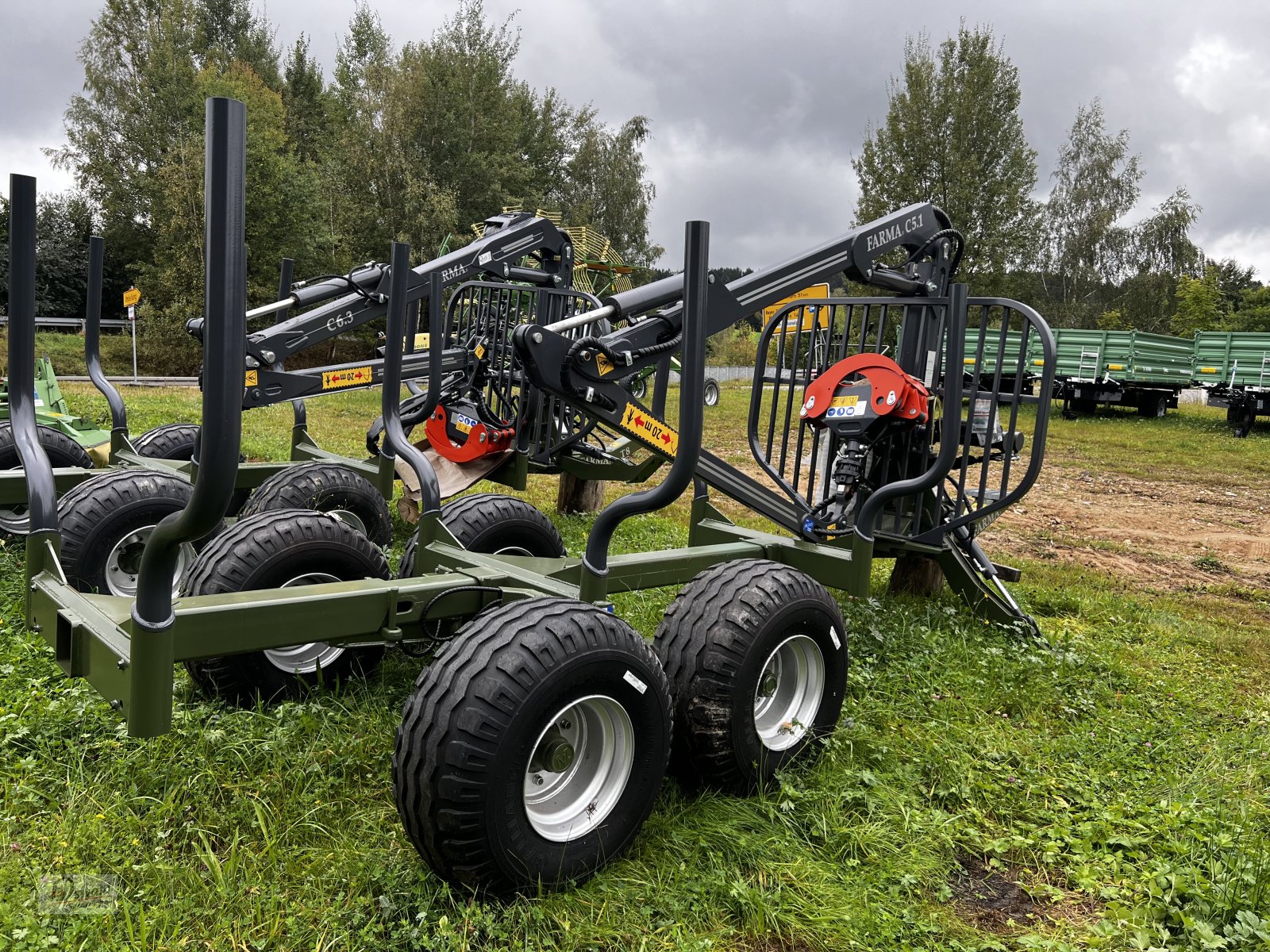 Rückewagen & Rückeanhänger van het type Farma CT 5,1-8 Rückewagen, Neumaschine in Regen (Foto 2)