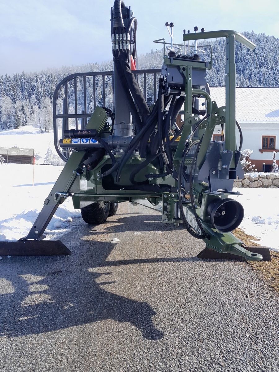 Rückewagen & Rückeanhänger des Typs Farma CT 6,3-9F, Neumaschine in Gosau am Dachstein (Bild 10)