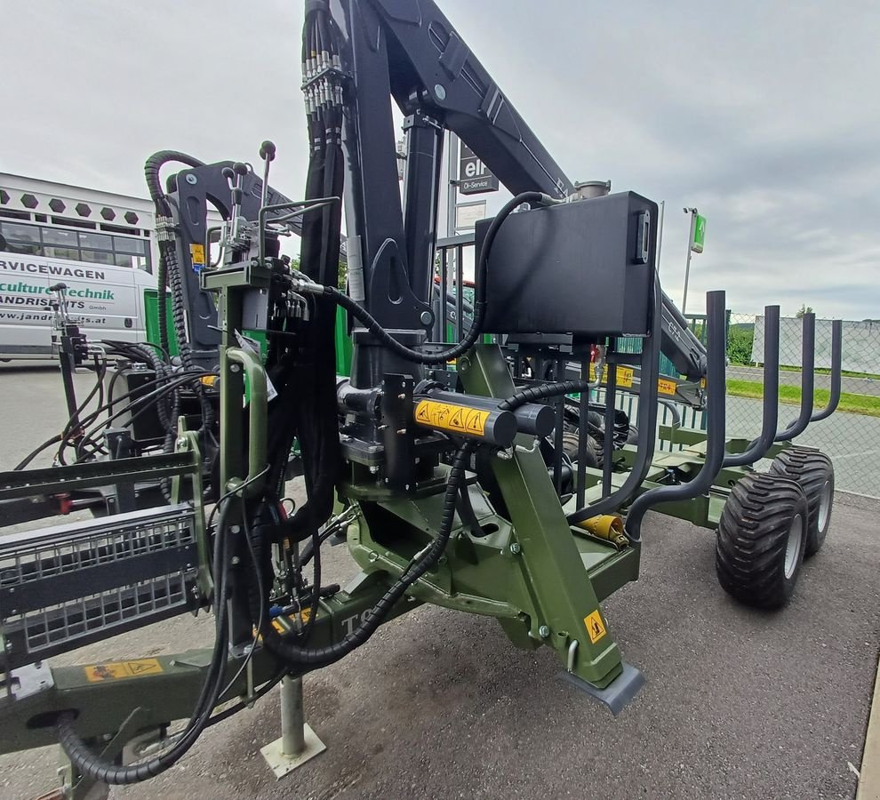 Rückewagen & Rückeanhänger del tipo Farma Forstanhänger T9, Neumaschine en Strem (Imagen 1)