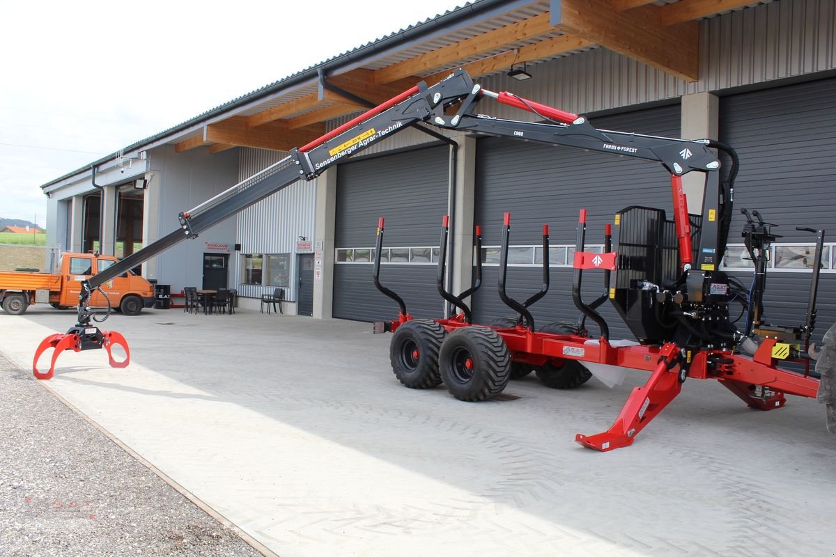 Rückewagen & Rückeanhänger des Typs Farmi FT 12 mit CR 69 Kran - 8,5m - 14,5 Tonnen, Neumaschine in Eberschwang (Bild 1)