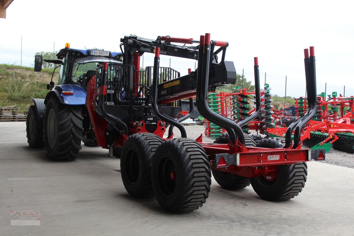 Rückewagen & Rückeanhänger tip Farmi Rückewagen 14,5 to-9 m Kran-Neu, Neumaschine in Eberschwang (Poză 2)