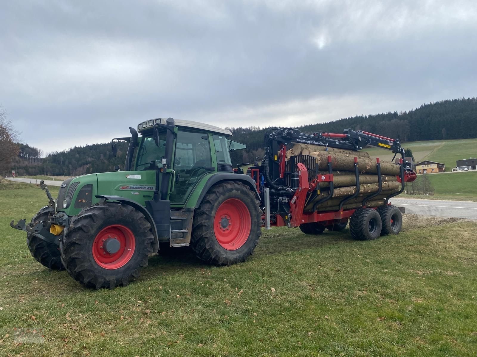 Rückewagen & Rückeanhänger del tipo Farmi Rückewagen 14,5 to. 9 m Kran-Radantrieb, Neumaschine In Eberschwang (Immagine 27)