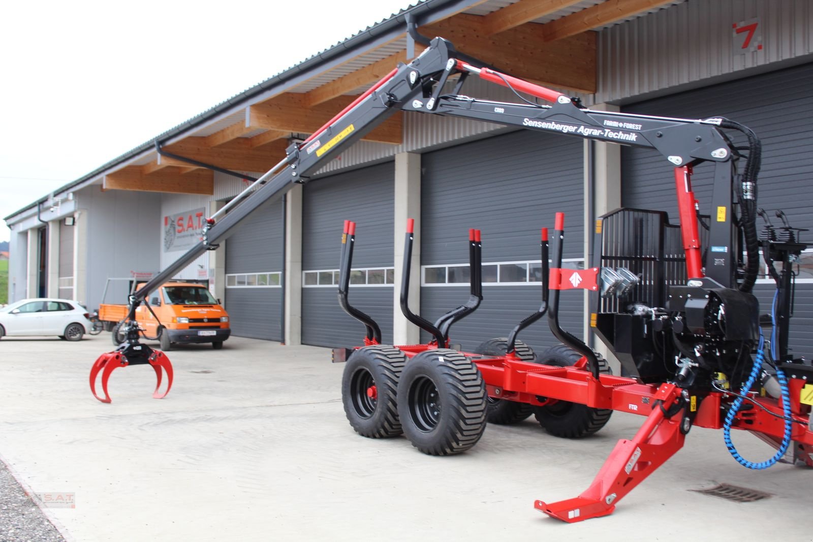 Rückewagen & Rückeanhänger del tipo Farmi Rückewagen 14,5 to. 9 m Kran-Radantrieb, Neumaschine In Eberschwang (Immagine 25)