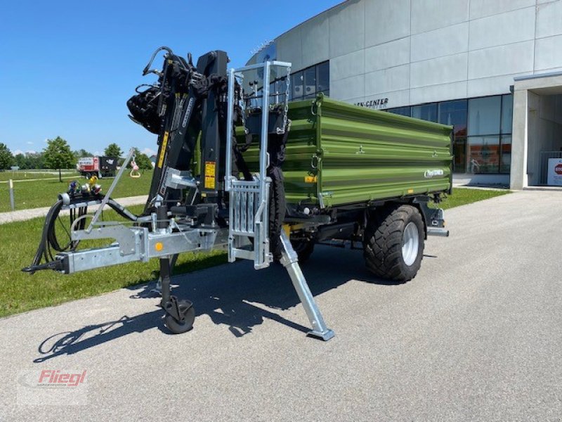 Rückewagen & Rückeanhänger del tipo Fliegl EDK-K80 4000mm mit Z-Kran 47, Neumaschine In Mühldorf (Immagine 1)