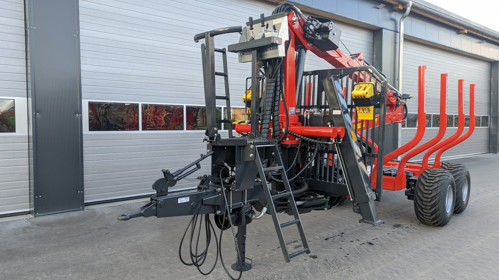 Rückewagen & Rückeanhänger van het type Hydrofast H9 7,5m Kran 550kg Hubkraft Hydraulische Auflaufbremse sofort verfügbar, Neumaschine in Schwarzenfeld (Foto 4)