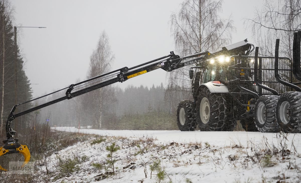 Rückewagen & Rückeanhänger a típus Kesla Kesla 124 HD mit Forstkran 314 T, Neumaschine ekkor: Burgkirchen (Kép 1)