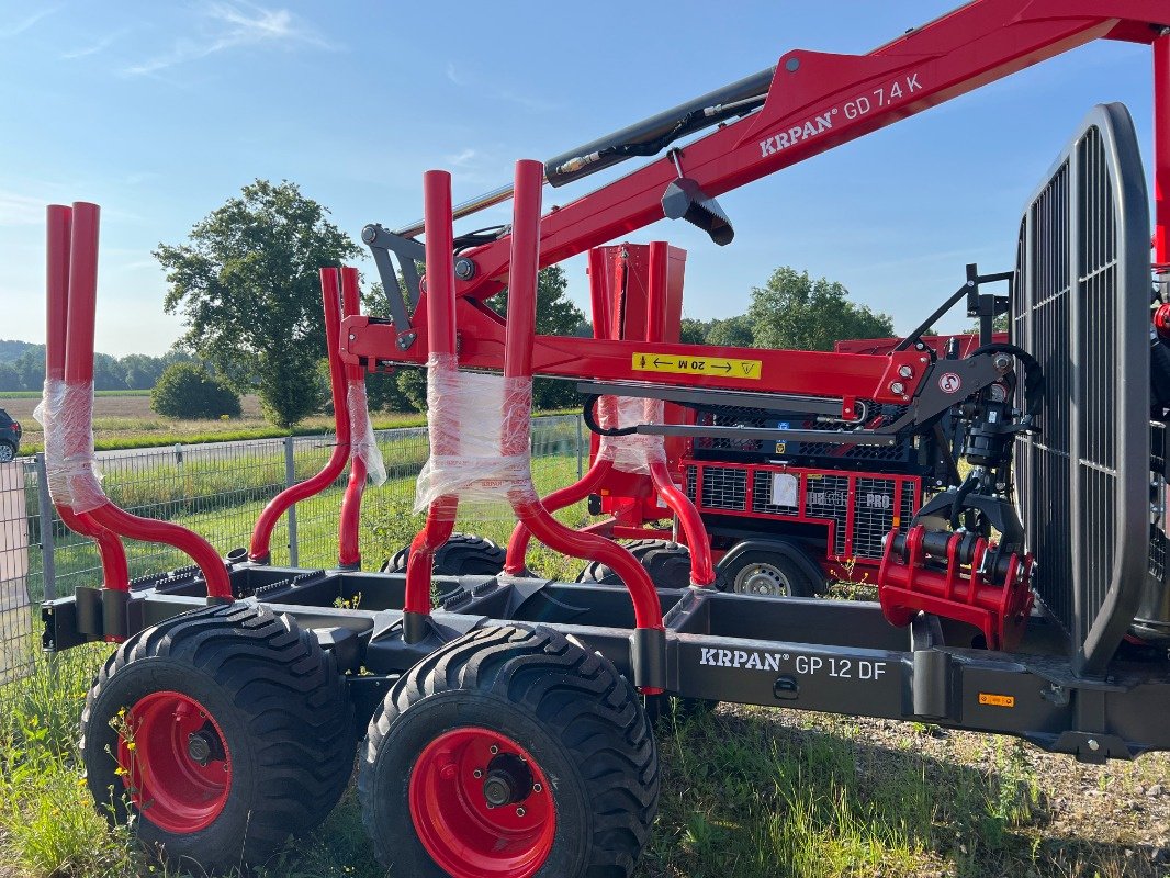 Rückewagen & Rückeanhänger del tipo Krpan GP 12 DF mit Kran, Neumaschine In Steinheim-Bergheim (Immagine 3)