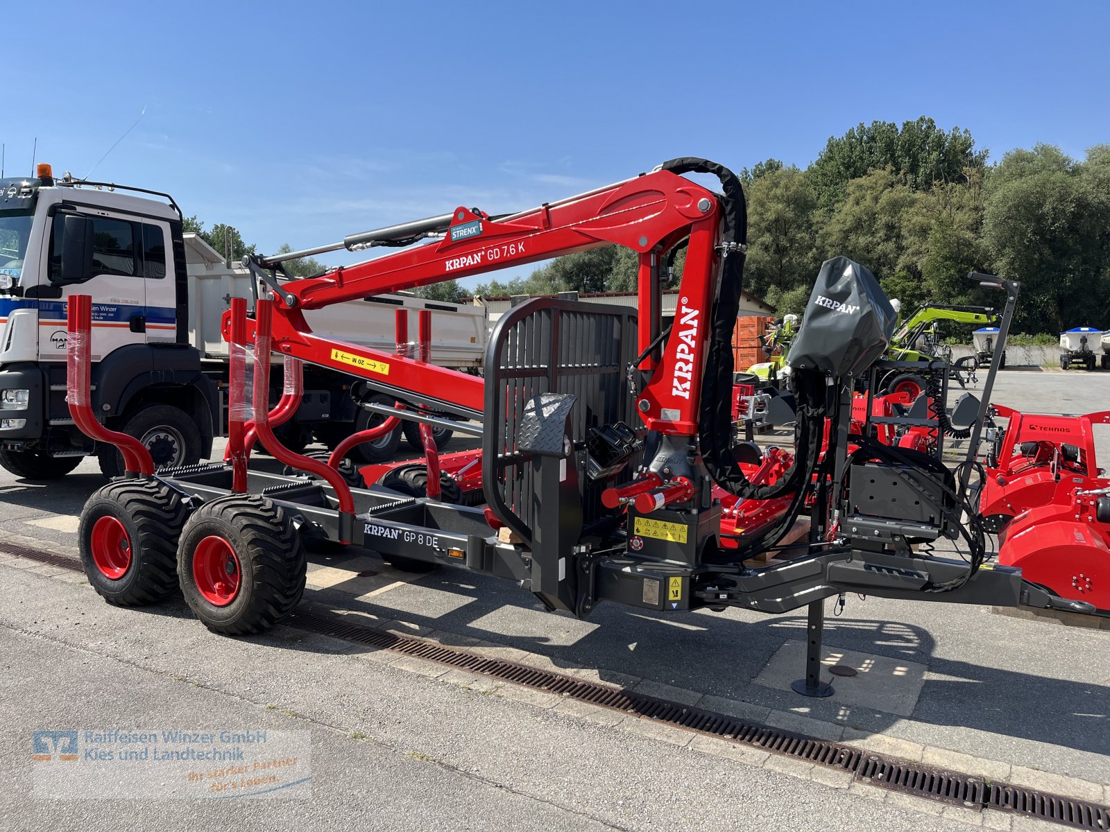 Rückewagen & Rückeanhänger van het type Krpan GP 8 DF GD 7,6K, Neumaschine in Winzer (Foto 10)