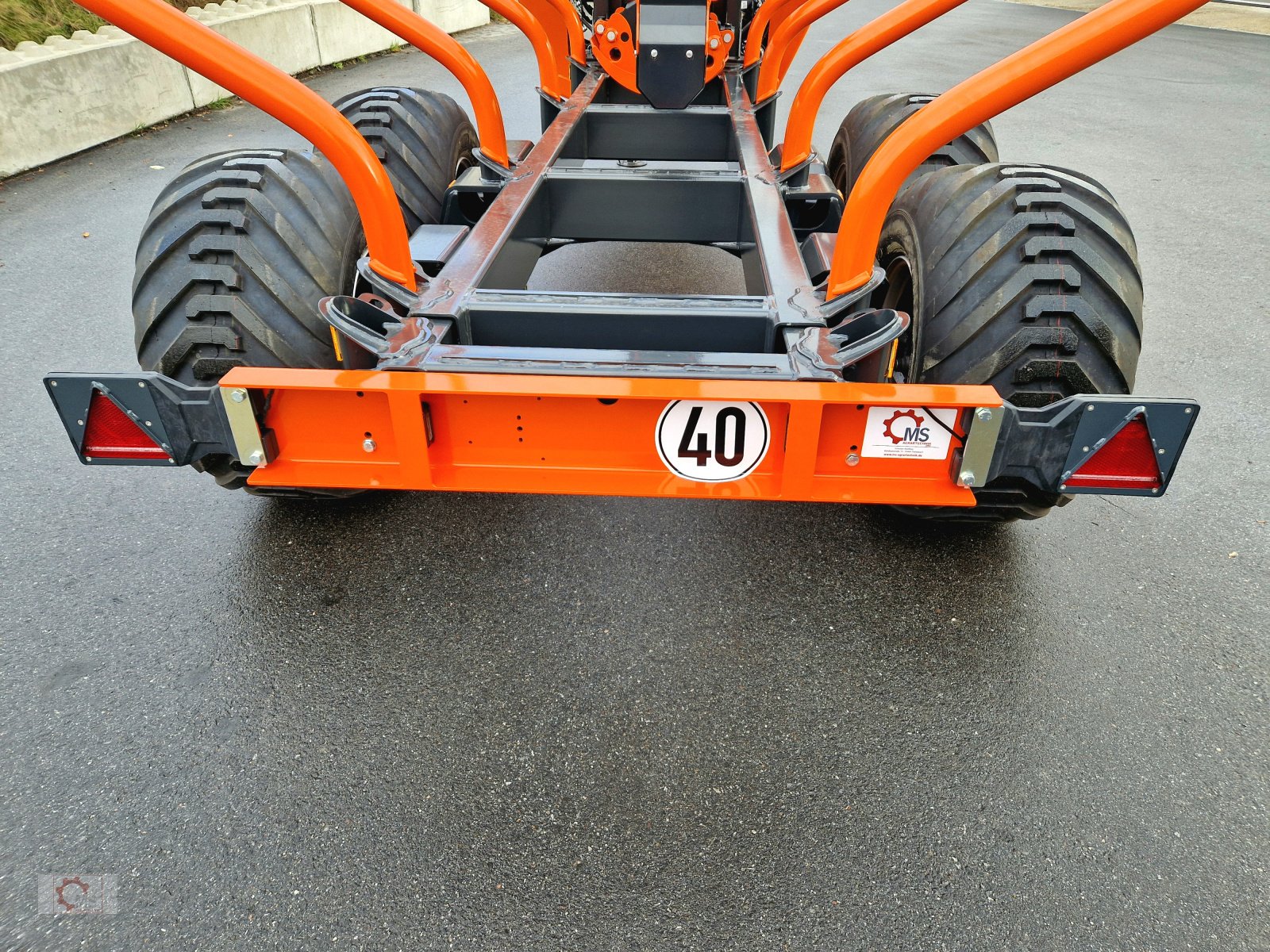 Rückewagen & Rückeanhänger of the type MTM 11T 11to 9,20m Kran Druckluft Doppelrohrrahmen, Neumaschine in Tiefenbach (Picture 8)